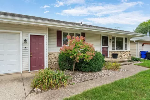 Exterior - 415 S Midpark Dr, Appleton, WI 54915 photo 3 of 8