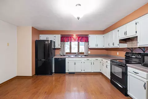 Kitchen - 415 S Midpark Dr, Appleton, WI 54915 photo 2 of 2