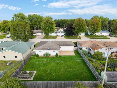 View/Area - 415 S Midpark Dr, Appleton, WI 54915 photo 1 of 5