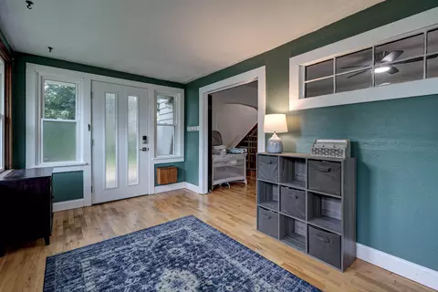 Entry Way - 727 N Bennett St, Appleton, WI 54914 photo 1 of 4
