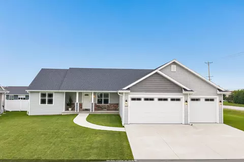 3309 E Aquamarine Ave, Appleton, WI 54913