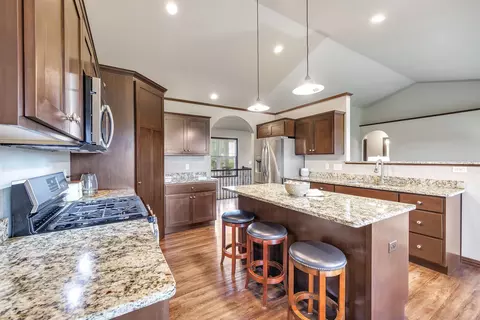 Kitchen - 3309 E Aquamarine Ave, Appleton, WI 54913 photo 4 of 4