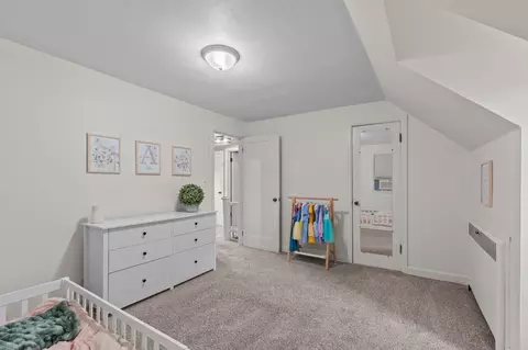Bedroom - 165 River Dr, Appleton, WI 54915 photo 4 of 6