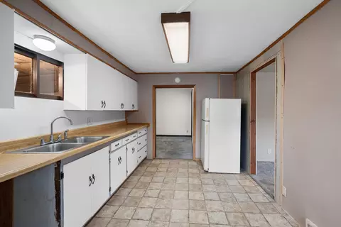 Kitchen - 1105 W Grant St, Appleton, WI 54914 photo 1 of 3