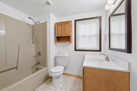 Bath - 1105 W Grant St, Appleton, WI 54914 photo 1 of 3