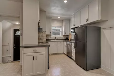 Kitchen - 1712 N Drew St, Appleton, WI 54911 photo 1 of 4