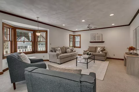 Living - 1712 N Drew St, Appleton, WI 54911 photo 7 of 8