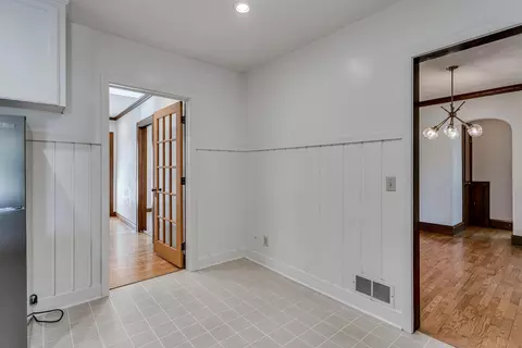 Entry Way - 1712 N Drew St, Appleton, WI 54911 photo 2 of 2