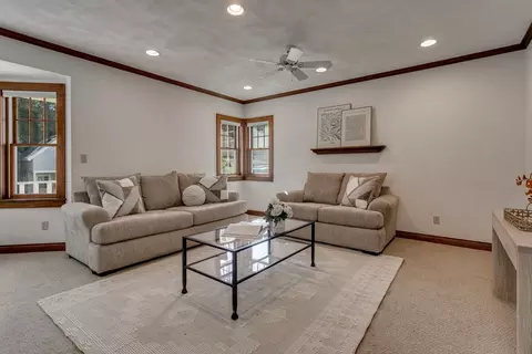Living - 1712 N Drew St, Appleton, WI 54911 photo 4 of 8