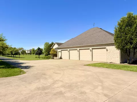 Exterior - 1071 Wrightstown Rd, De Pere, WI 54115 photo 7 of 11