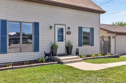 317 S 5th Ave, Winneconne, WI 54986