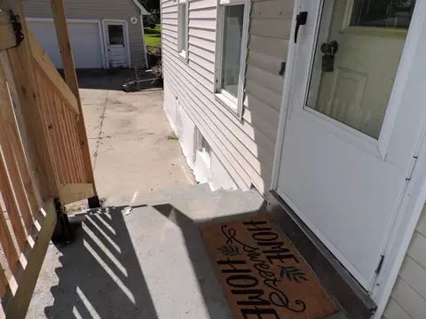 Exterior - 236 E Huron St, Omro, WI 54963 photo 1 of 8