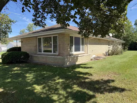 620 Reed St, Neenah, WI 54956