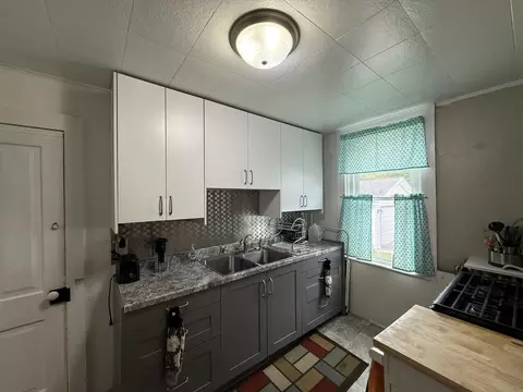 Kitchen - 511 5th Ave, Menominee, MI 49858 photo 1 of 1