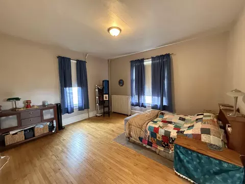 Bedroom - 511 5th Ave, Menominee, MI 49858 photo 2 of 3