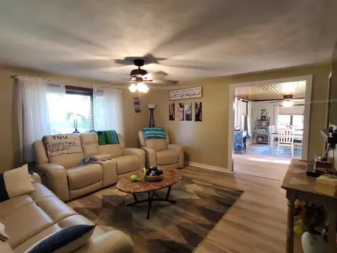 Living - 5001 N Mccarthy Rd, Appleton, WI 54913 photo 5 of 5