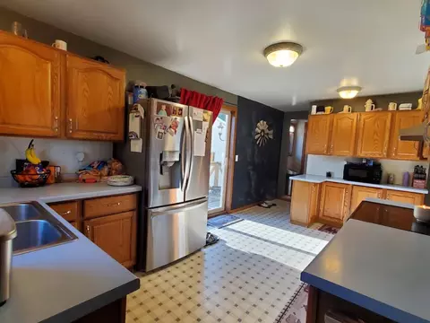 Kitchen - 5001 N Mccarthy Rd, Appleton, WI 54913 photo 1 of 7