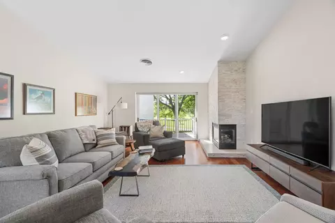 Living - 1121 S Oneida St, Appleton, WI 54915 photo 2 of 4