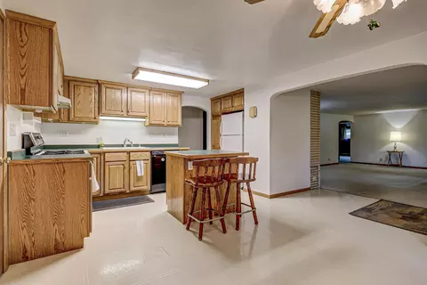 Kitchen - 4939 N Meade St, Appleton, WI 54913 photo 1 of 3