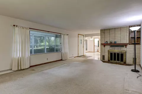 Living - 4939 N Meade St, Appleton, WI 54913 photo 3 of 3