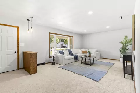 Living - w3828 Highview Drive, Appleton, WI 54913 photo 3 of 5