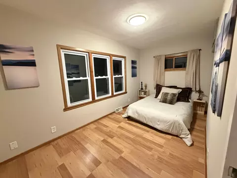 Bedroom - 909 N Mason St, Appleton, WI 54914 photo 1 of 2