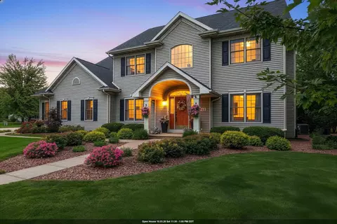 764 Saddlebrook Ct, Neenah, WI 54956