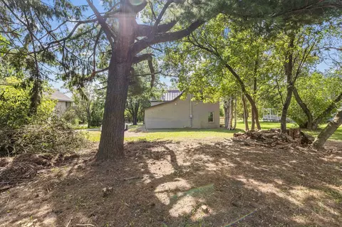 Exterior - 160 Mill Sts, Iola, WI 54945 photo 6 of 8