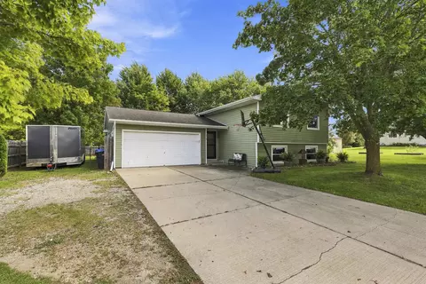 510 S Maple St, Black Creek, WI 54106