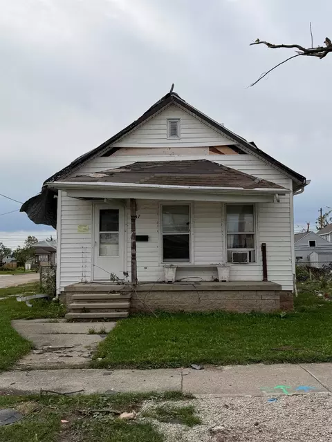 847 3rd St, Menasha, WI 54952