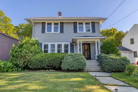 1109 Porlier St, Green Bay, WI 54301