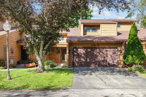 Exterior - 901 E Windfield Pl #B, Appleton, WI 54911 photo 9 of 9