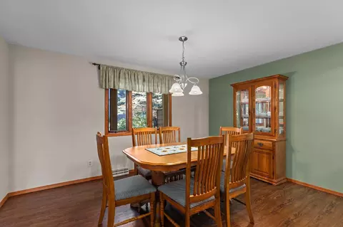 Dining - 901 E Windfield Pl #B, Appleton, WI 54911 photo 3 of 4