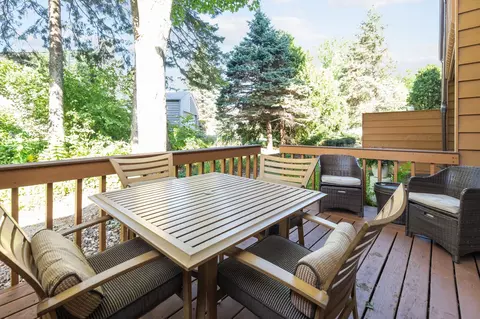 Exterior - 901 E Windfield Pl #B, Appleton, WI 54911 photo 6 of 9