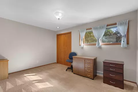Bedroom - 901 E Windfield Pl #B, Appleton, WI 54911 photo 1 of 7