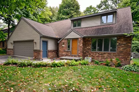 Exterior - 3316 S White Birch Ln, Appleton, WI 54915 photo 2 of 6