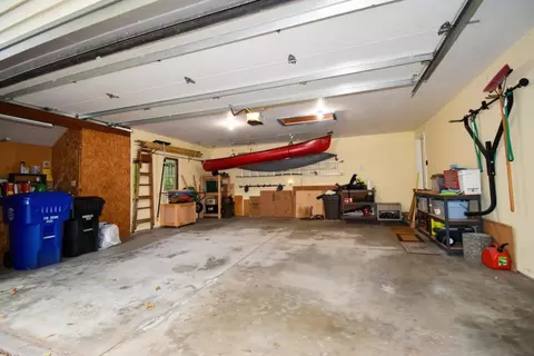 Exterior - 3316 S White Birch Ln, Appleton, WI 54915 photo 5 of 6