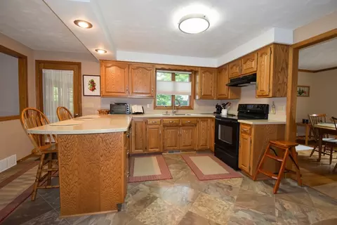 Kitchen - 3316 S White Birch Ln, Appleton, WI 54915 photo 1 of 2