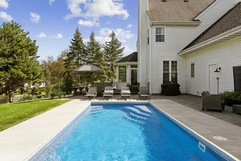 Exterior - 4116 N Windover Ct, Appleton, WI 54913 photo 7 of 11