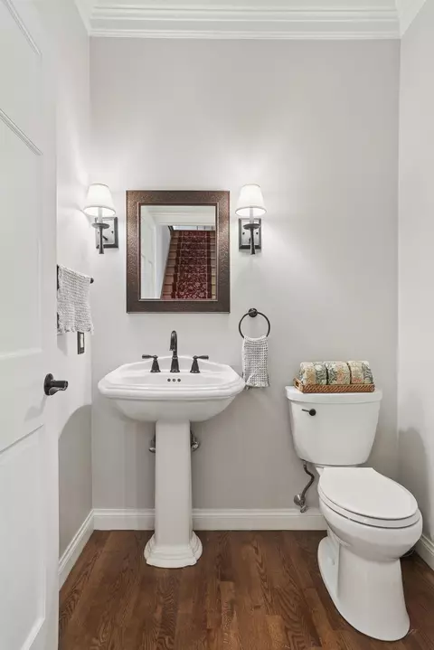 Bath - 4116 N Windover Ct, Appleton, WI 54913 photo 1 of 7