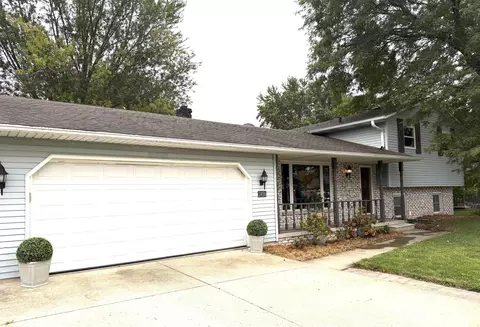 2456 Heather Rd, Green Bay, WI 54311