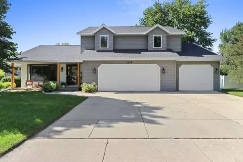 2648 Vonda Dr, Green Bay, WI 54311