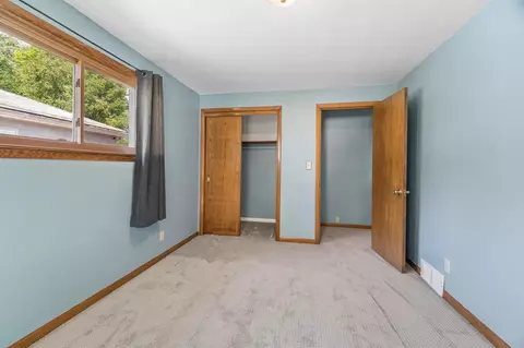 Bedroom - 1024 E Lindbergh St, Appleton, WI 54911 photo 5 of 5