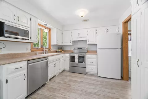 Kitchen - 1024 E Lindbergh St, Appleton, WI 54911 photo 1 of 2