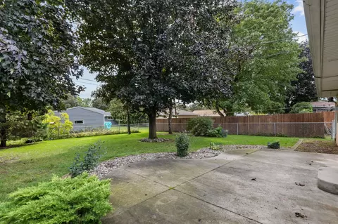 Exterior - 1229 E Pershing St, Appleton, WI 54911 photo 10 of 10