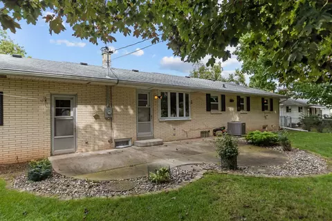 Exterior - 1229 E Pershing St, Appleton, WI 54911 photo 5 of 10