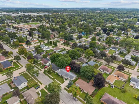 View/Area - 1229 E Pershing St, Appleton, WI 54911 photo 3 of 8