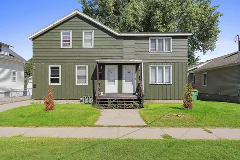 1453 Harvey St, Green Bay, WI 54302