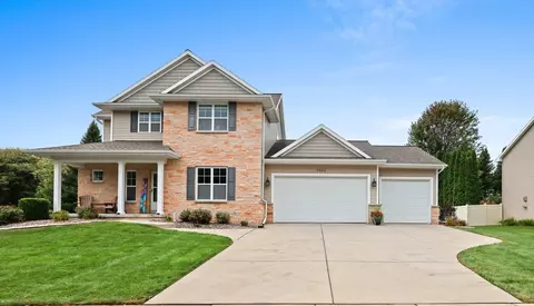 3562 Abbey Ct, Green Bay, WI 54313