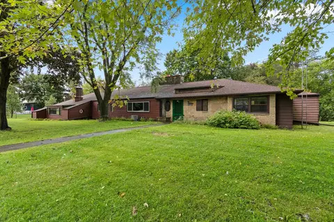 197 Pine St, Clintonville, WI 54929